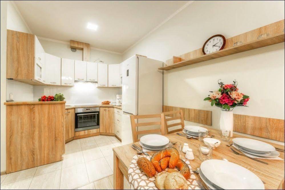 Ursynow P&O Apartments Варшава Екстер'єр фото
